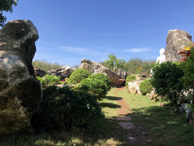 Ban Tôn giáo Tây Ninh viếng thăm chùa Suối Pháp