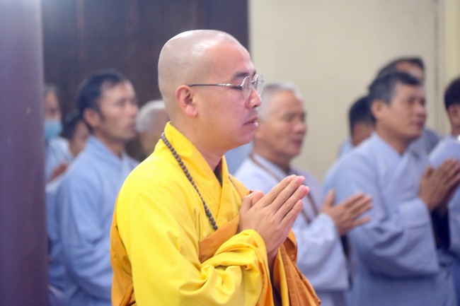 The rite of Dharma thanking, year-end summation and gratitude to Buddhists of Hoa Phuc pagoda