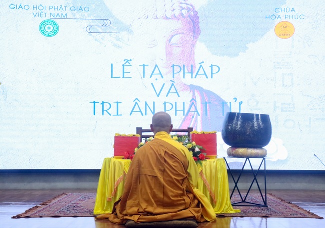 The rite of Dharma thanking, year-end summation and gratitude to Buddhists of Hoa Phuc pagoda