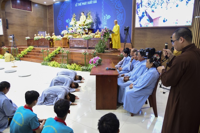 The Ordination Ceremony on Dec. 12th, Year of the Mouse