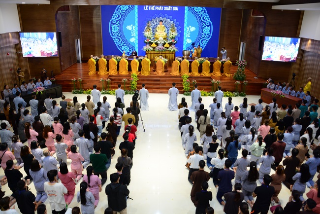 The Ordination Ceremony on Dec. 12th, Year of the Mouse