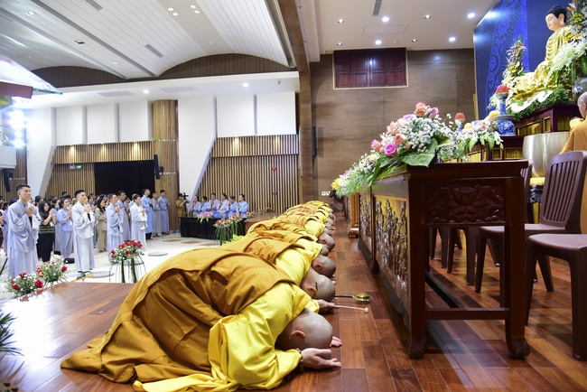 The Ordination Ceremony on Dec. 12th, Year of the Mouse