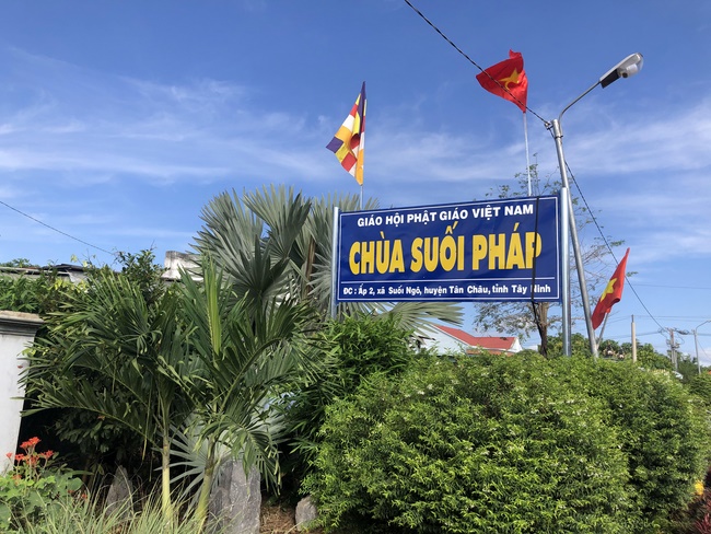 Repentant Ceremony at Suoi Phap Pagoda, Tay Ninh