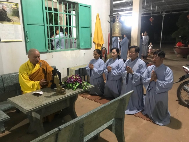 Repentant Ceremony at Suoi Phap Pagoda, Tay Ninh