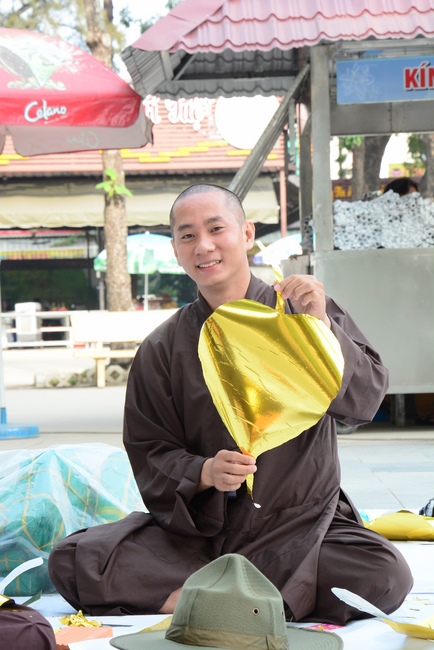 Series photos of activities preparing for the New Year 2021