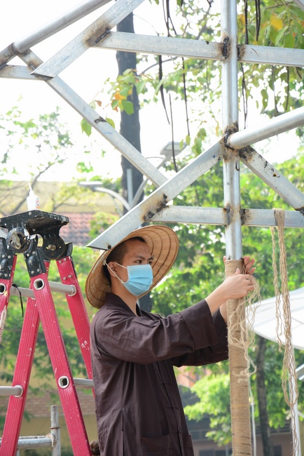 Series photos of activities preparing for the New Year 2021