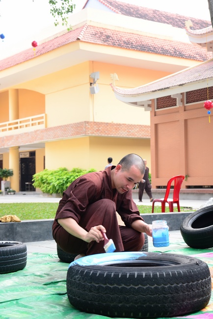 Series photos of activities preparing for the New Year 2021