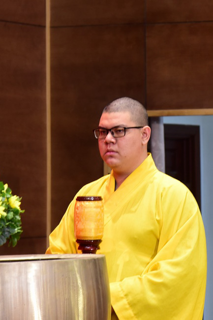 The Wedding Ceremony at the pagoda