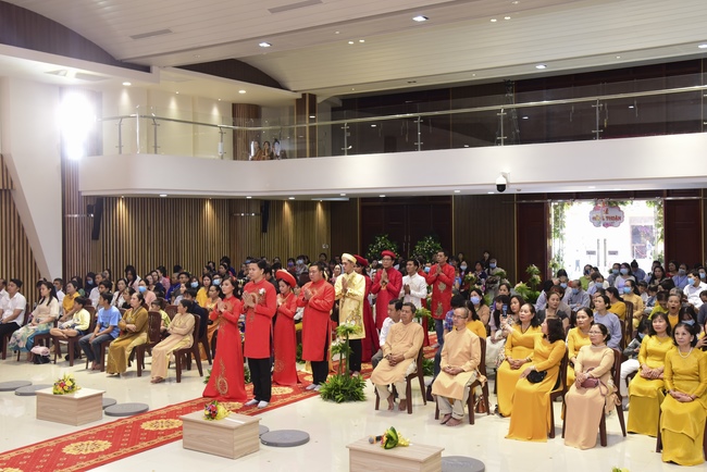 The Wedding Ceremony at the pagoda