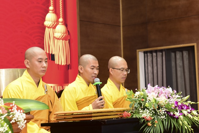 The Wedding Ceremony at the pagoda