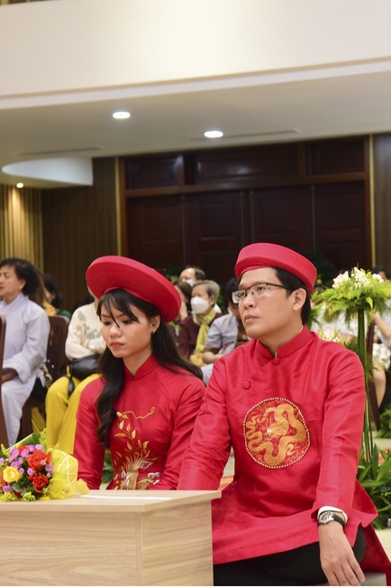 The Wedding Ceremony at the pagoda