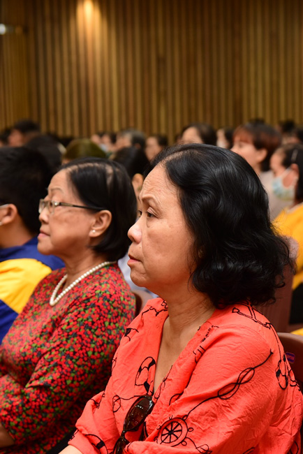 The Wedding Ceremony at the pagoda