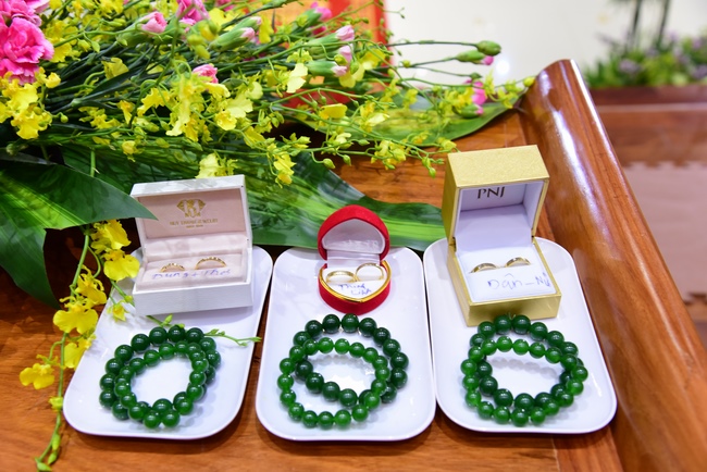 The Wedding Ceremony at the pagoda