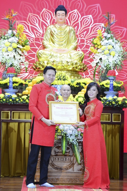 The Wedding Ceremony at the pagoda