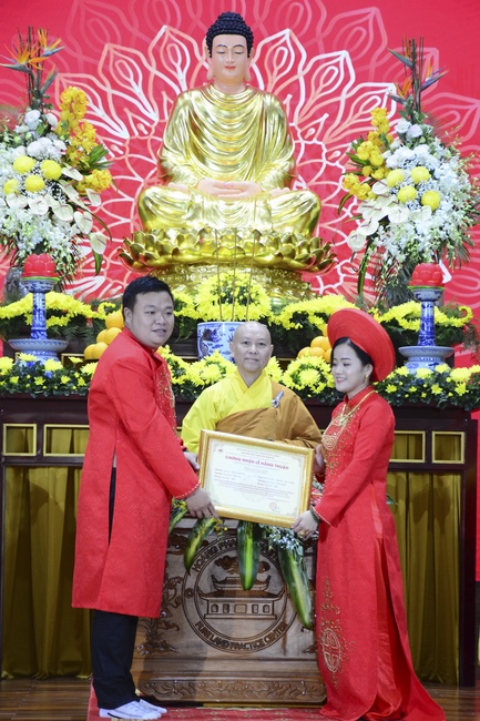 The Wedding Ceremony at the pagoda