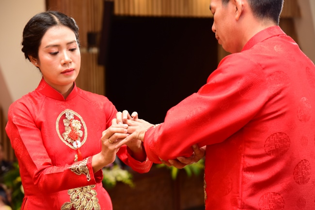 The Wedding Ceremony at the pagoda