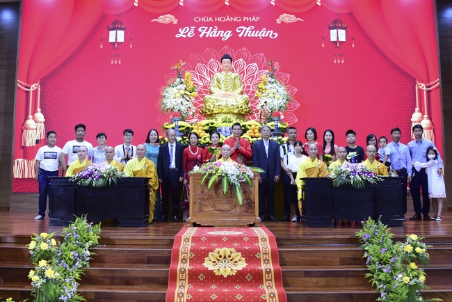 The Wedding Ceremony at the pagoda