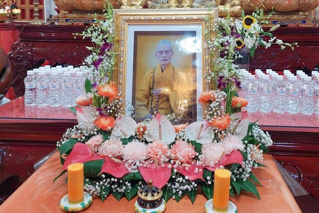 Commemoration Ceremony to Great Master Thich Pho Tue and the rite chanting compassion mantra at Lingyin Temple, Taiwan