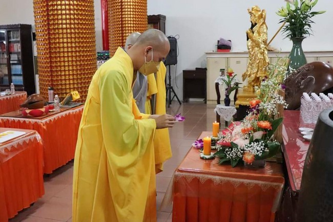 Commemoration Ceremony to Great Master Thich Pho Tue and the rite chanting compassion mantra at Lingyin Temple, Taiwan
