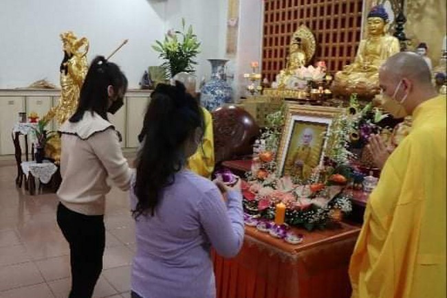Commemoration Ceremony to Great Master Thich Pho Tue and the rite chanting compassion mantra at Lingyin Temple, Taiwan