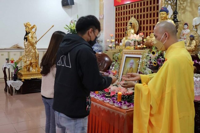 Commemoration Ceremony to Great Master Thich Pho Tue and the rite chanting compassion mantra at Lingyin Temple, Taiwan