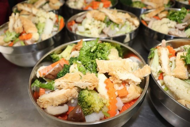 Commemoration Ceremony to Great Master Thich Pho Tue and the rite chanting compassion mantra at Lingyin Temple, Taiwan