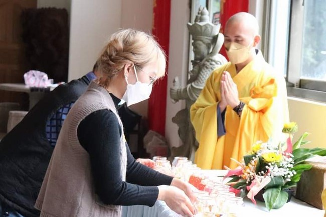 Commemoration Ceremony to Great Master Thich Pho Tue and the rite chanting compassion mantra at Lingyin Temple, Taiwan