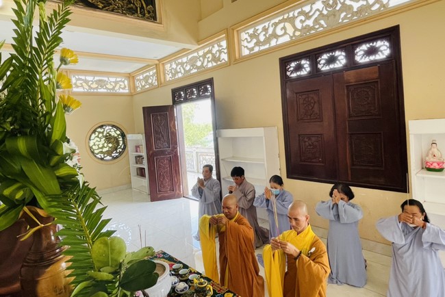 The Patriarch s' Death Anniversary at Quoc Thoi Pagoda, Ben Tre Province.