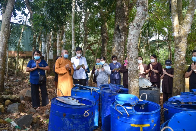 The Patriarch's Death Anniversary at Dang Phap pagoda, Binh Phuoc province.