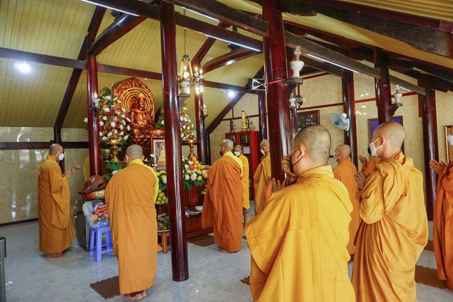 The Patriarch s' Death Anniversary at Huong Phap Branch, Cu Chi district.