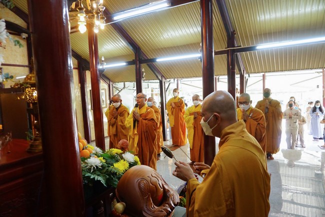 The Patriarch s' Death Anniversary at Huong Phap Branch, Cu Chi district.