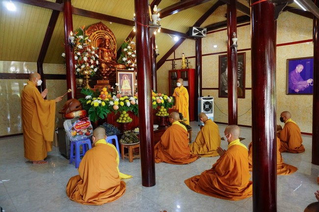 The Patriarch s' Death Anniversary at Huong Phap Branch, Cu Chi district.