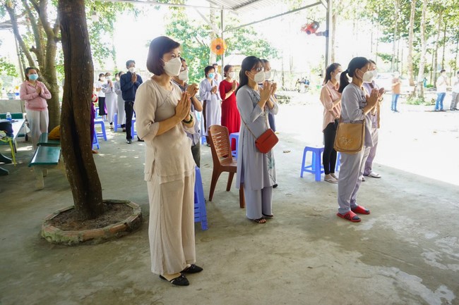The Patriarch s' Death Anniversary at Huong Phap Branch, Cu Chi district.