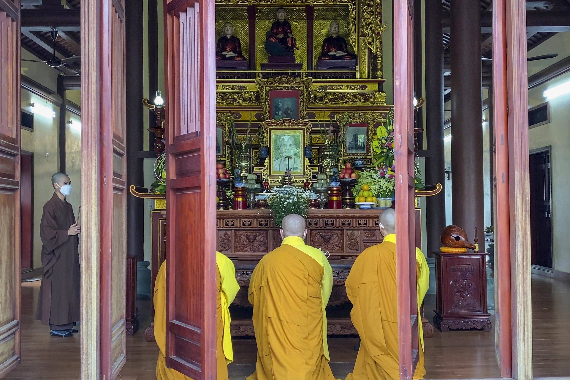 The Patriarch's Death Anniversary at Tay Khanh pagoda , Thai Binh province.