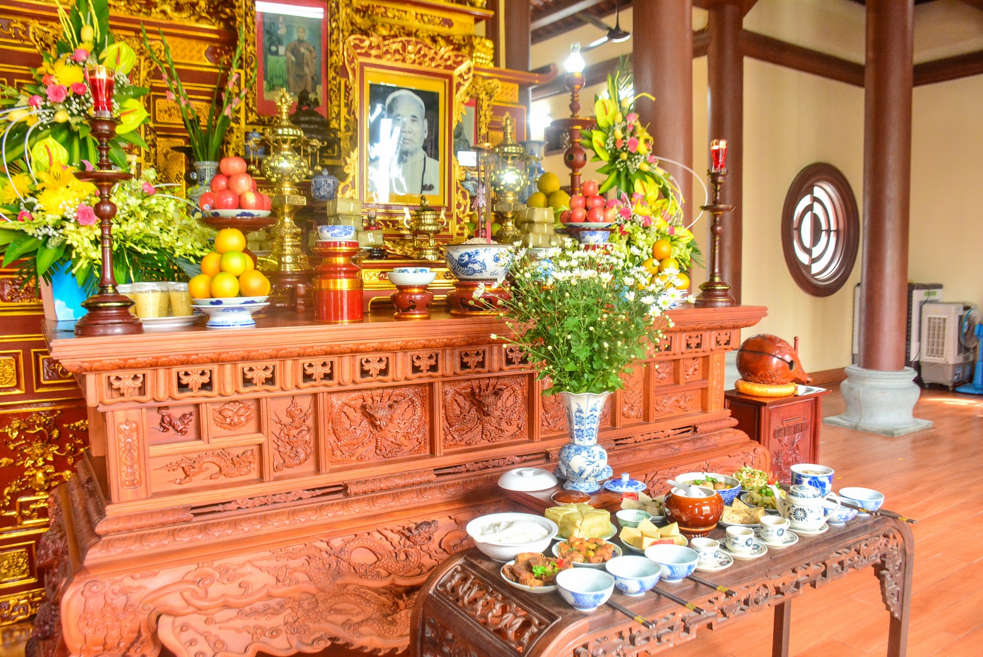 The Patriarch's Death Anniversary at Tay Khanh pagoda , Thai Binh province.