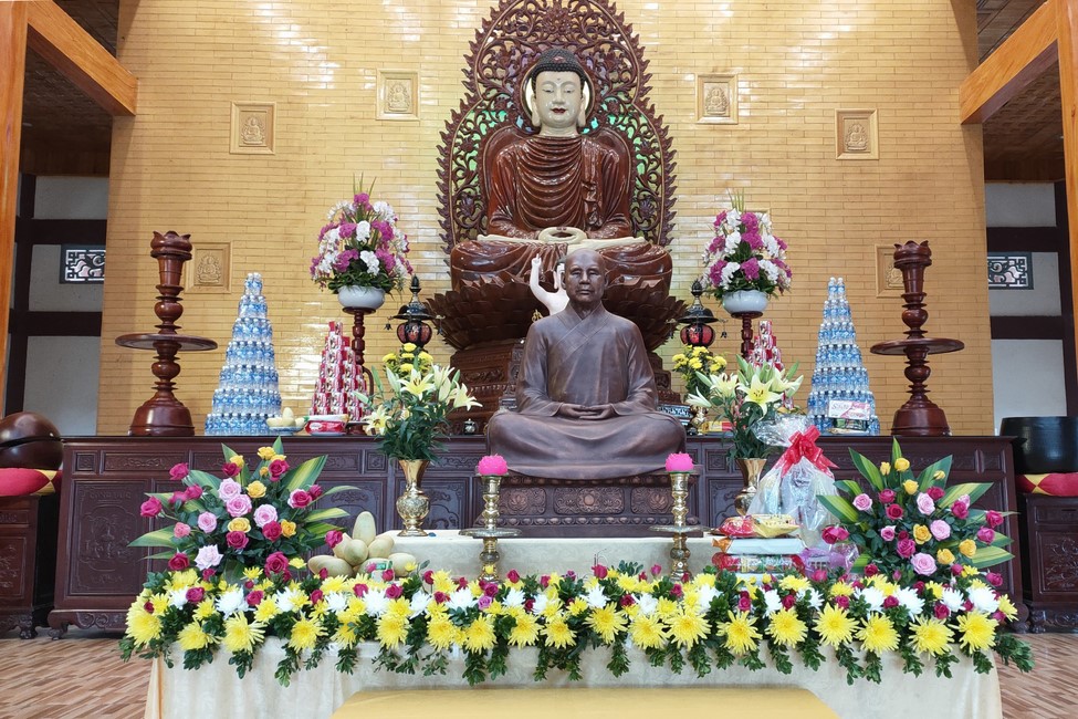 The Patriarch s' Death Anniversary at Giai Lam Pagoda, Ha Tinh Province.