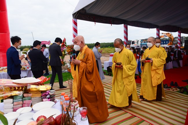 Lễ khởi công khu nhà ở Thương mại Thuận Lợi 2