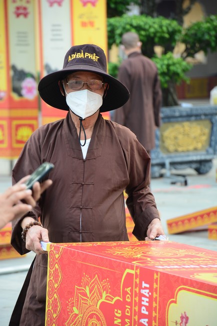 Affairs preparing for Amitabha Buddha’s Birthday in 2021