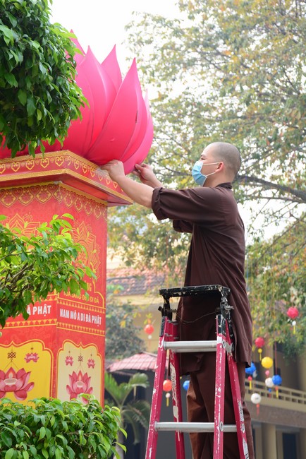 Affairs preparing for Amitabha Buddha’s Birthday in 2021