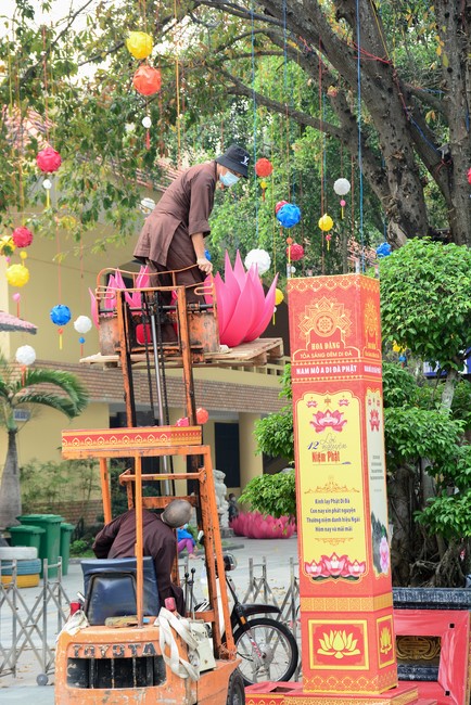 Affairs preparing for Amitabha Buddha’s Birthday in 2021