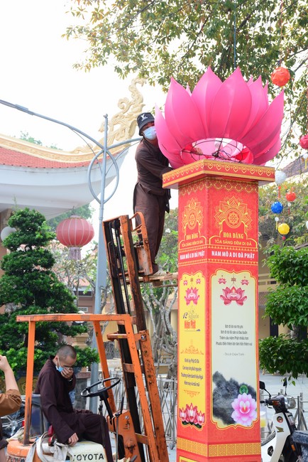 Affairs preparing for Amitabha Buddha’s Birthday in 2021