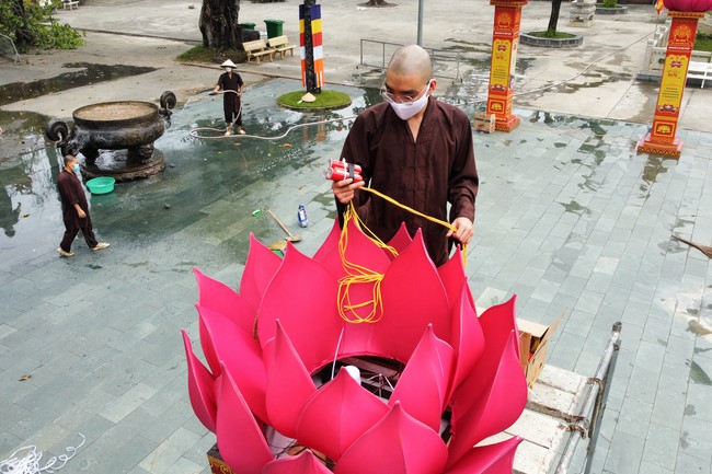 Affairs preparing for Amitabha Buddha’s Birthday in 2021