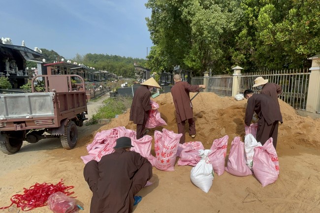 Affairs preparing for Amitabha Buddha’s Birthday in 2021
