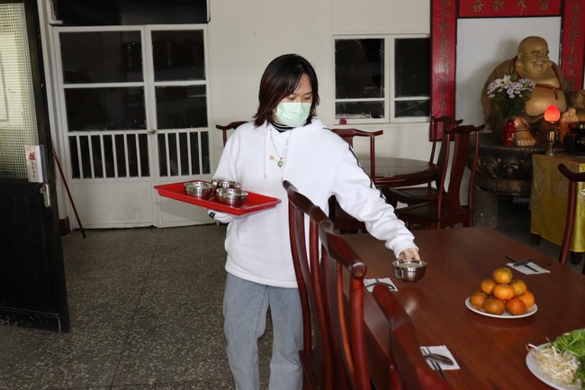 Chùa Linh Ẩn: Hoa đăng mừng Khánh đản đức Từ phụ A Di Đà