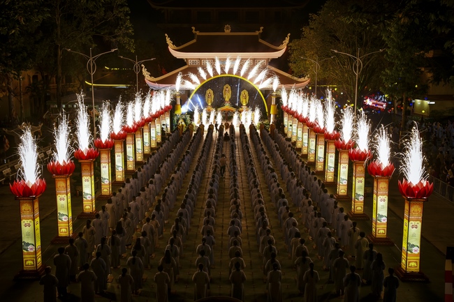 Impressed night of Amitabha Buddha's Birthday in 2021