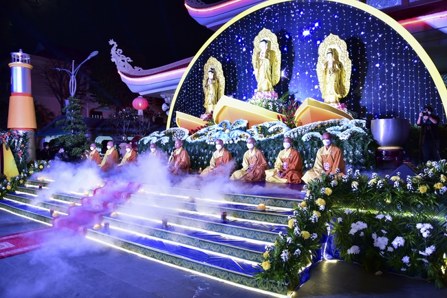 Impressed night of Amitabha Buddha's Birthday in 2021