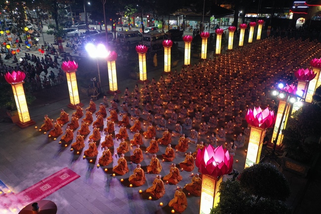 Impressed night of Amitabha Buddha's Birthday in 2021