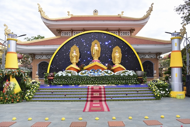 Impressed night of Amitabha Buddha's Birthday in 2021