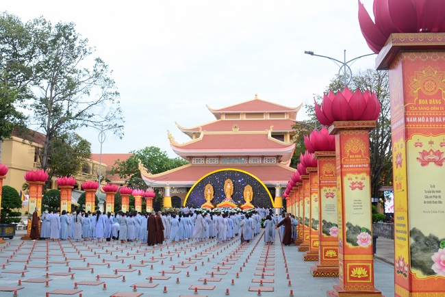 Impressed night of Amitabha Buddha's Birthday in 2021