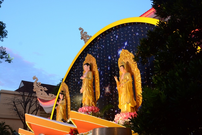 Impressed night of Amitabha Buddha's Birthday in 2021